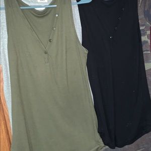 Tanks ALL ITEMS BUNDLE 4 ITEMS FOR $20 I WILL SEND OFFER